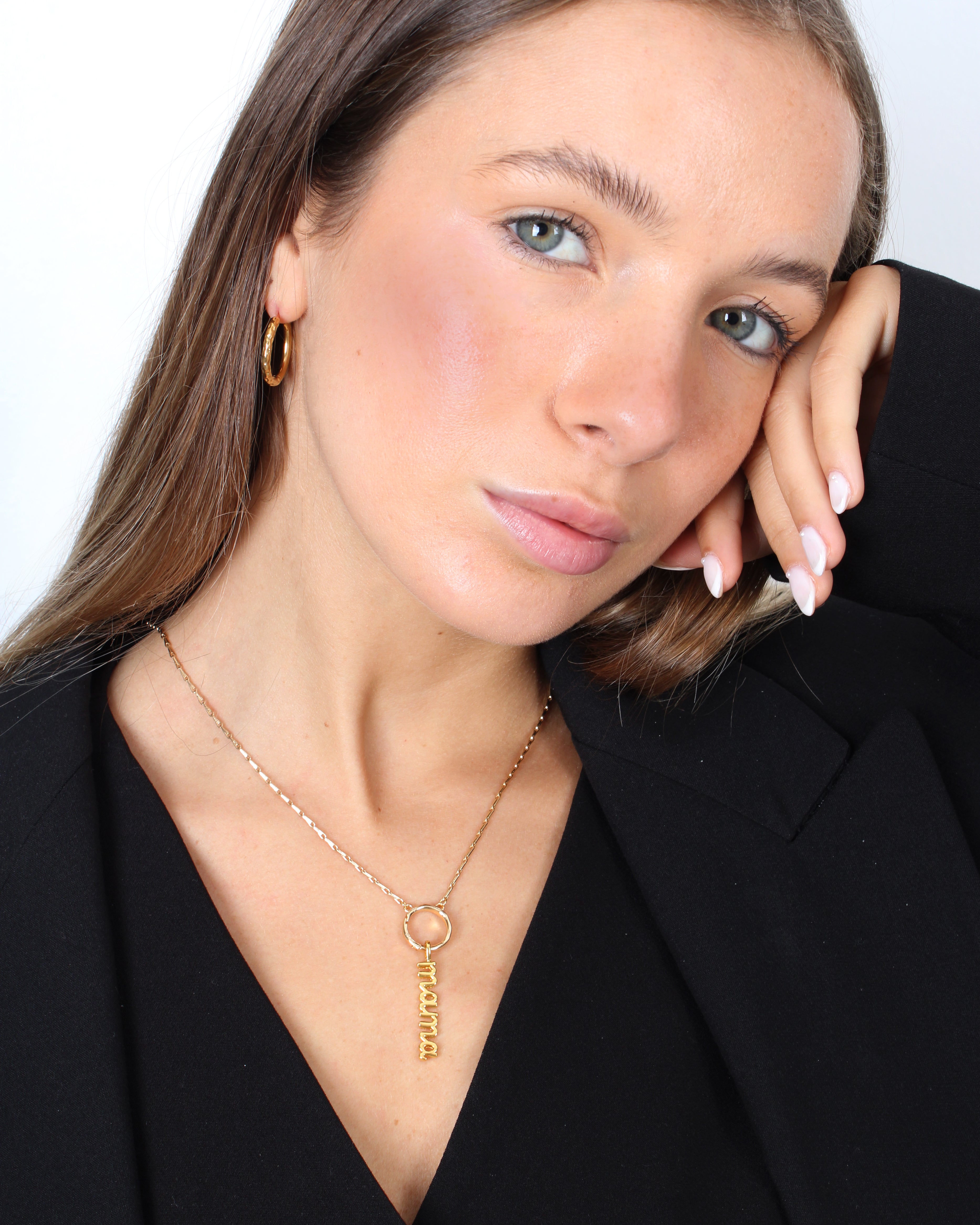 Charm Mamá