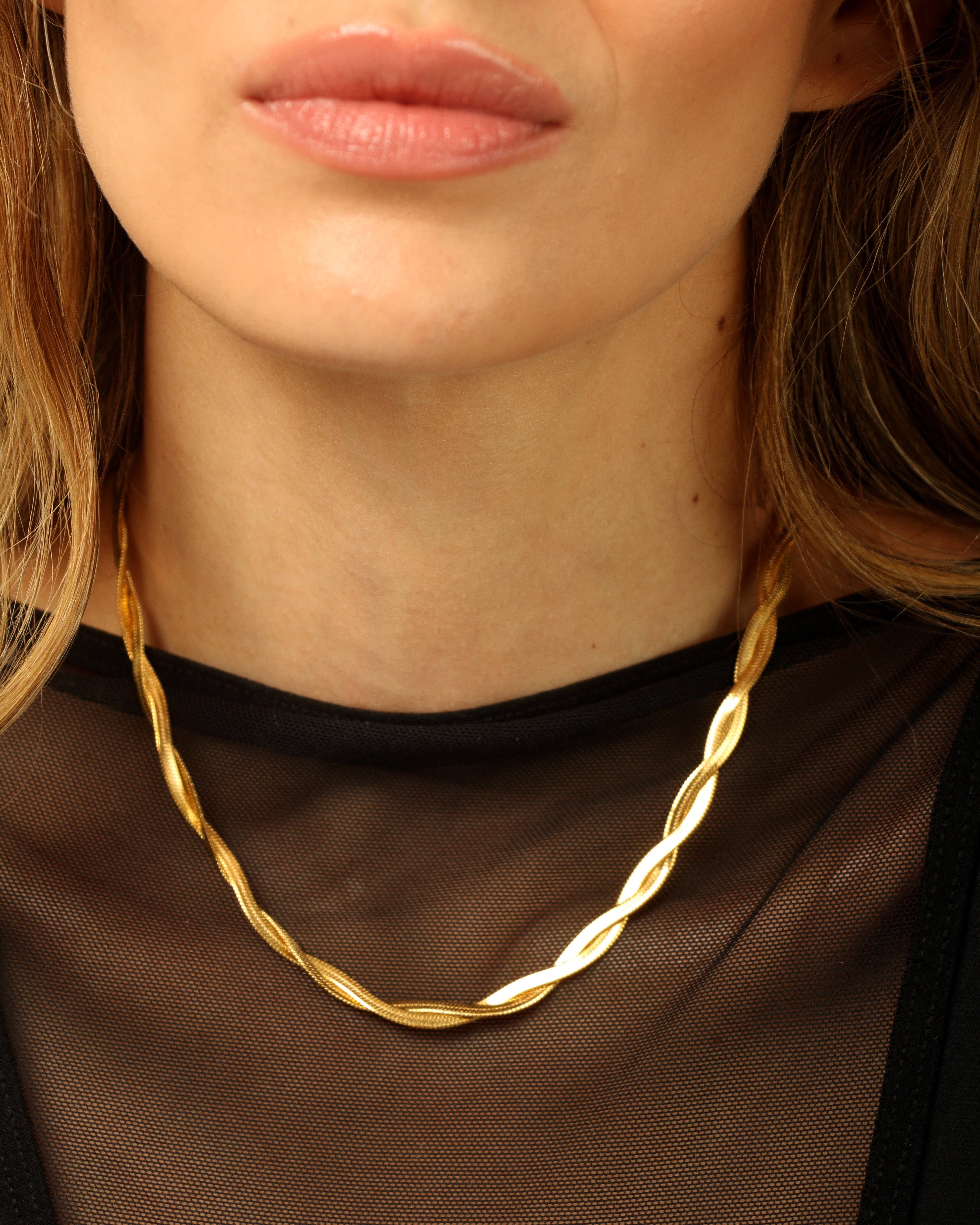 Collar Ava Dorada-3
