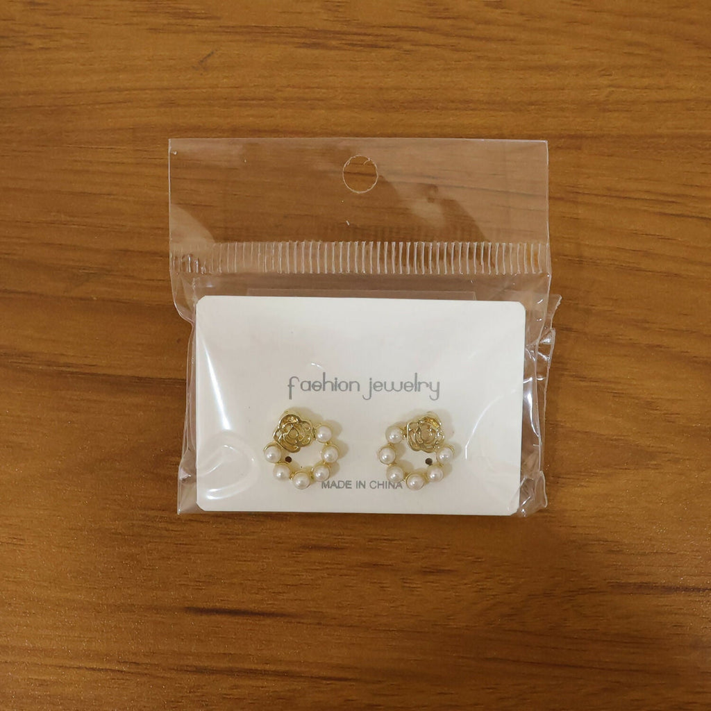 Pearl Wreath Studs – Delicate Rose Gold Design for Women