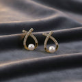 Crystal Pearl Drop Stud Earrings – Elegant Korean Style Design