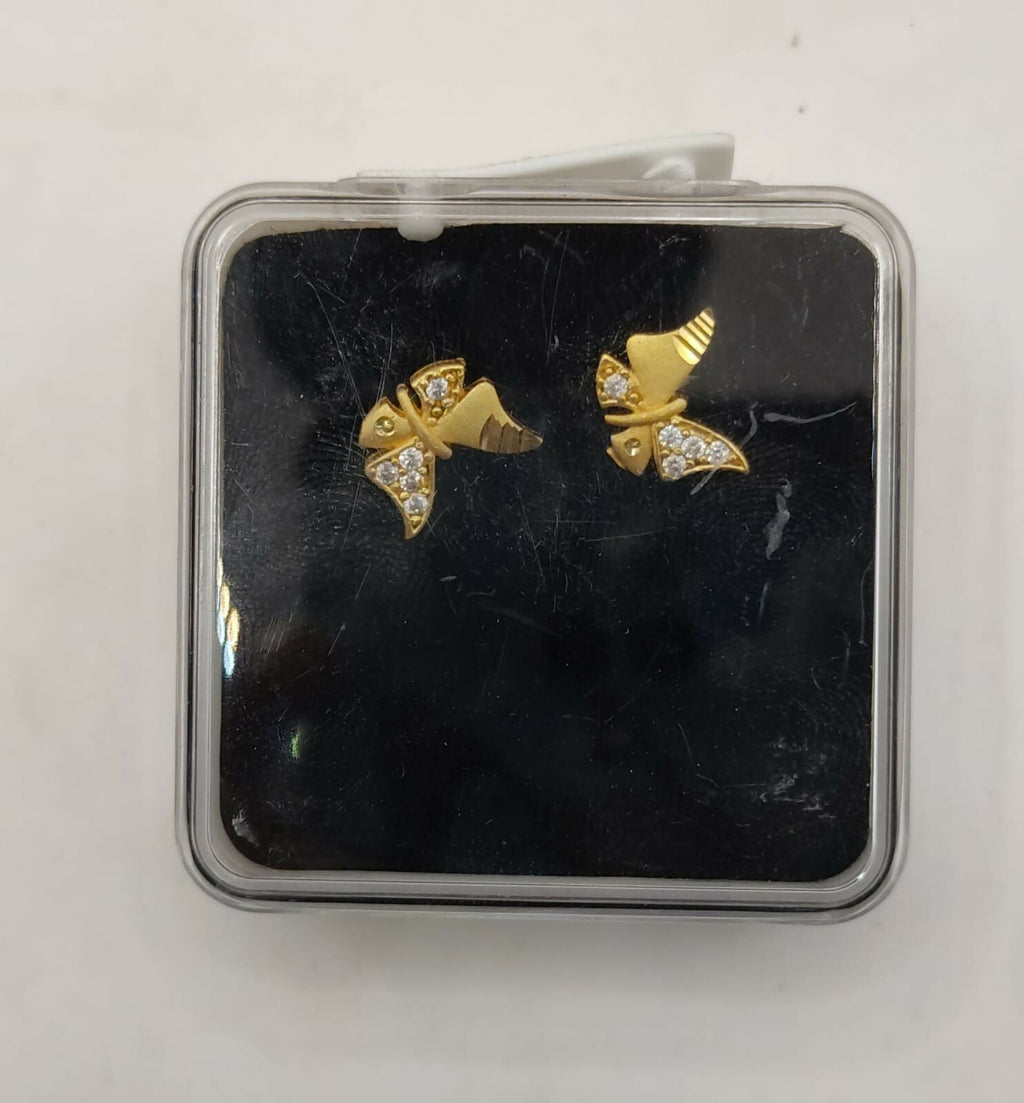Gold Butterfly Stud Earrings – Elegant 18K Gold Design
