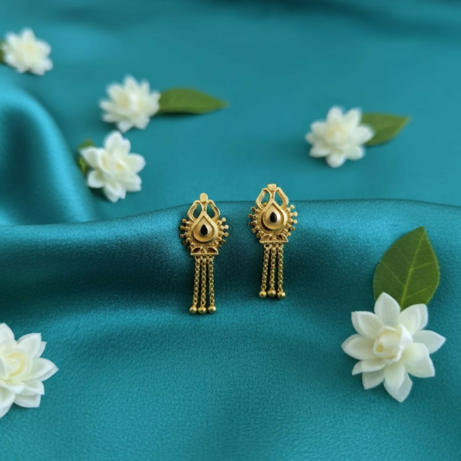3 Line Golden Earrings – Lightweight Traditional Jhumka Jewellery