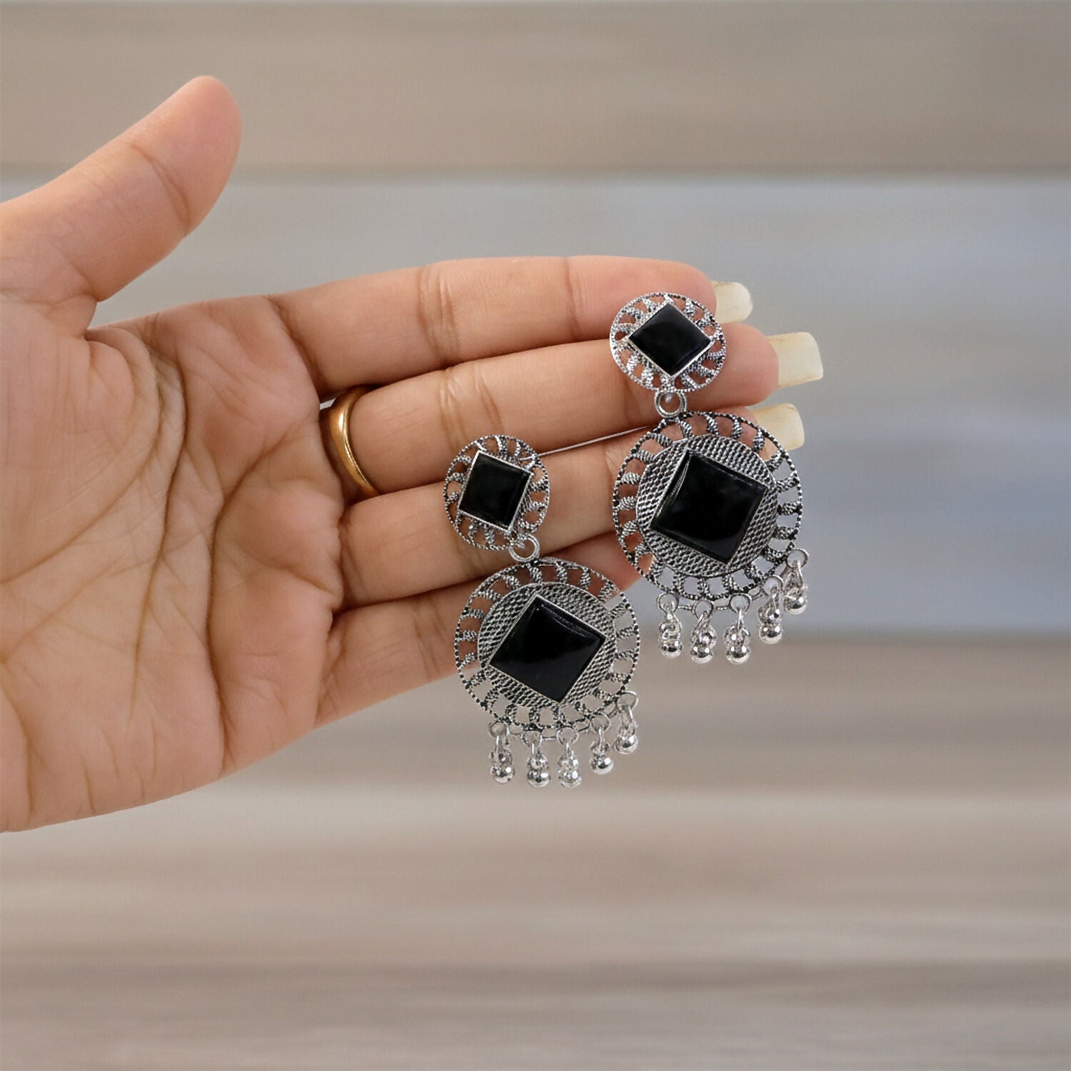 Oxidized Silver Earrings – Vintage Charm Black Stone Design