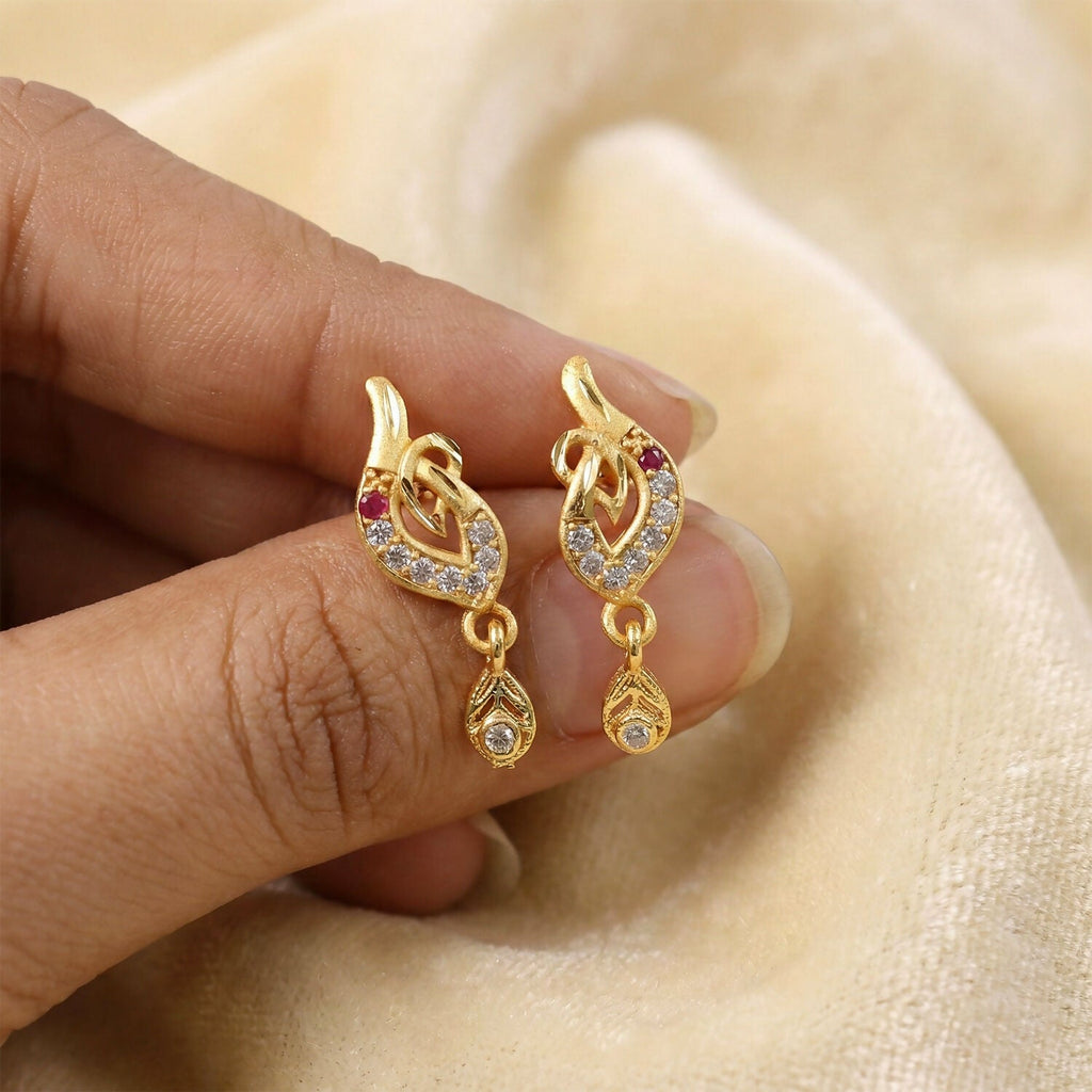 Gold Leaf Drop Earrings – Elegant Stone-Studded Design