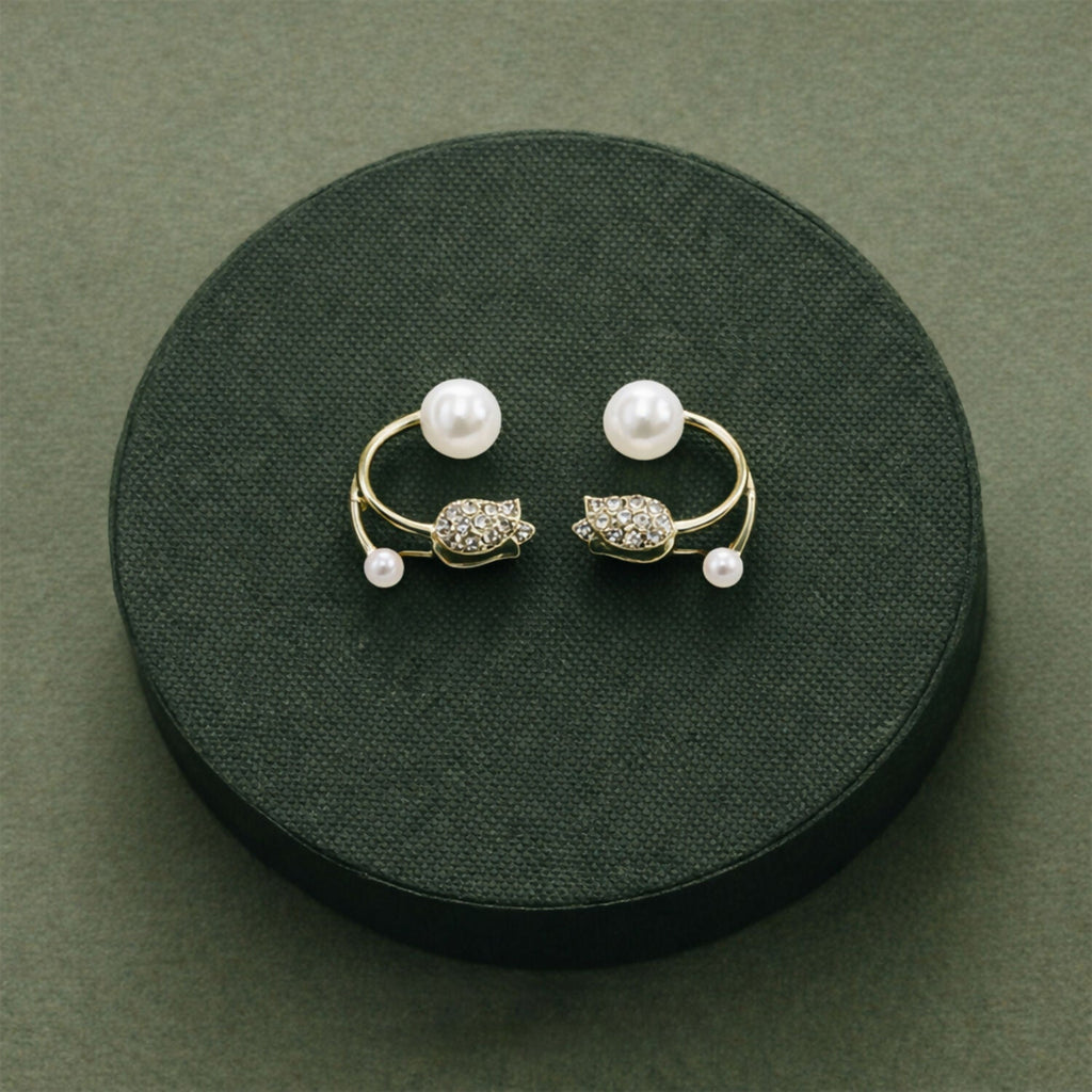 Pearl Crystal Stud Earrings – Elegant Korean Style Jewellery for Women