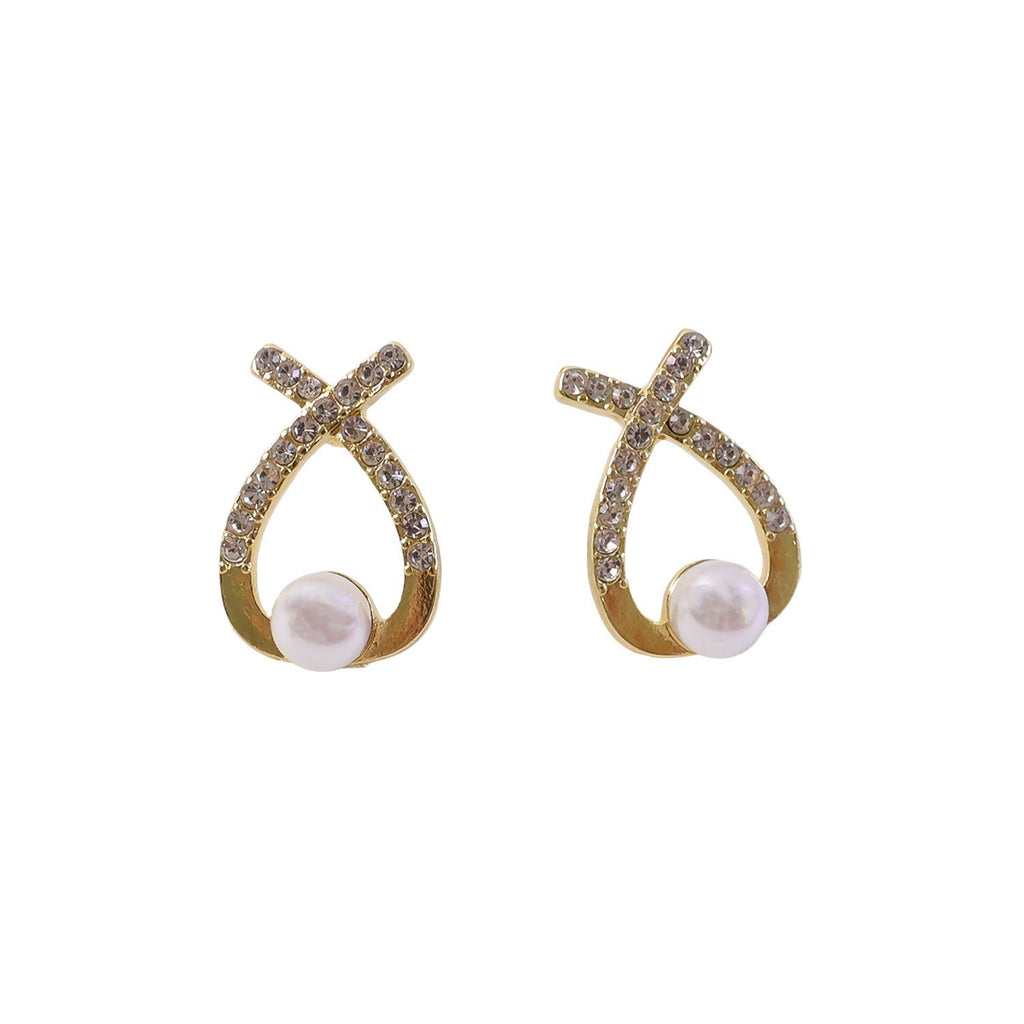 Crystal Pearl Drop Stud Earrings – Elegant Korean Style Design
