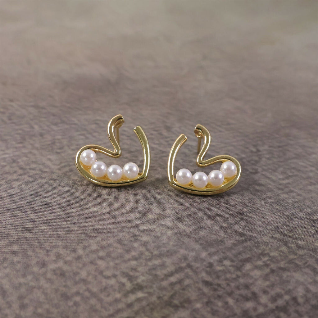 Gold Plated Swan Pearl Stud Earrings – Elegant Lightweight Jewelry