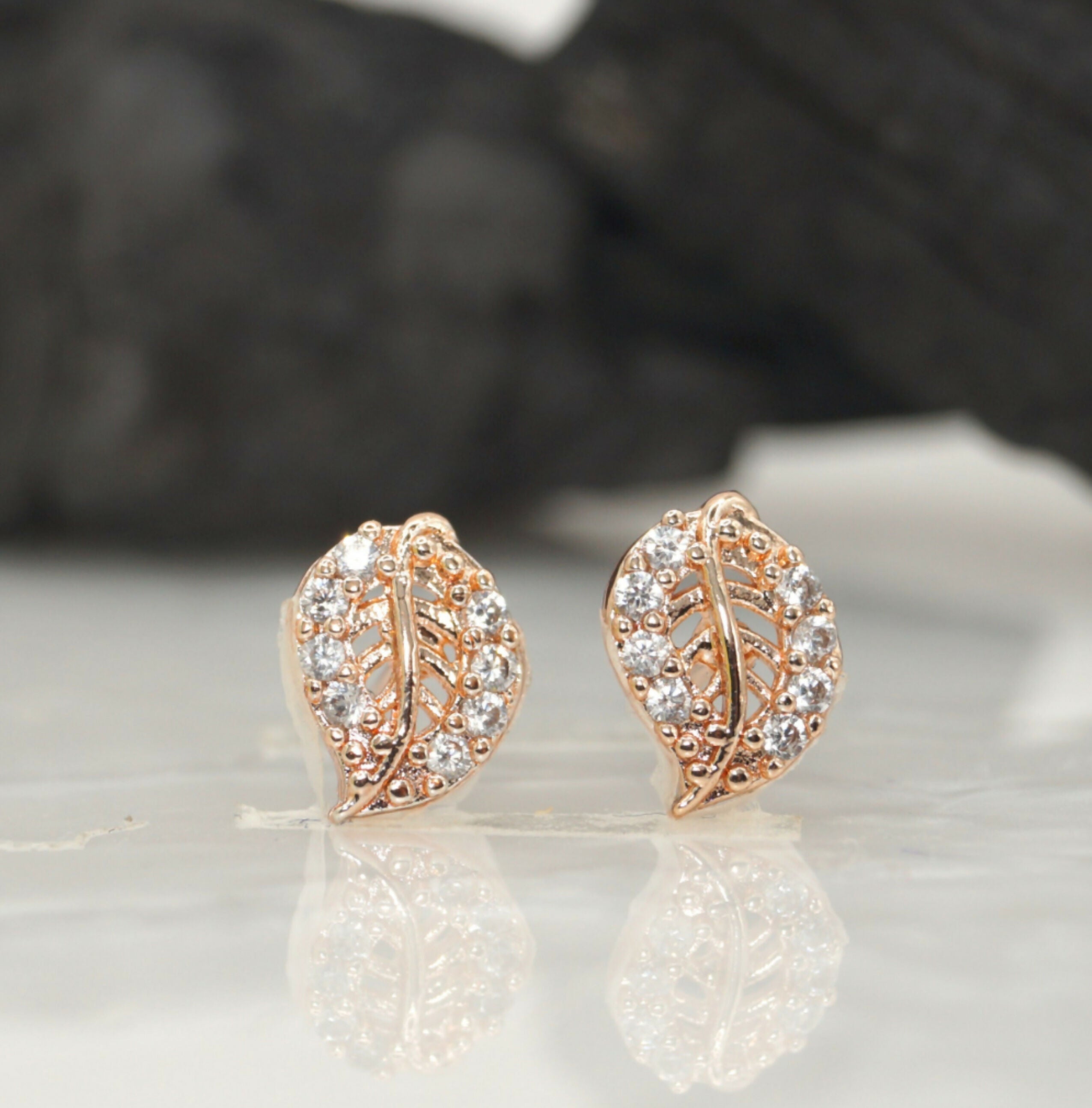 Rose Gold Leaf Stud Earrings – Elegant Sparkle for Women