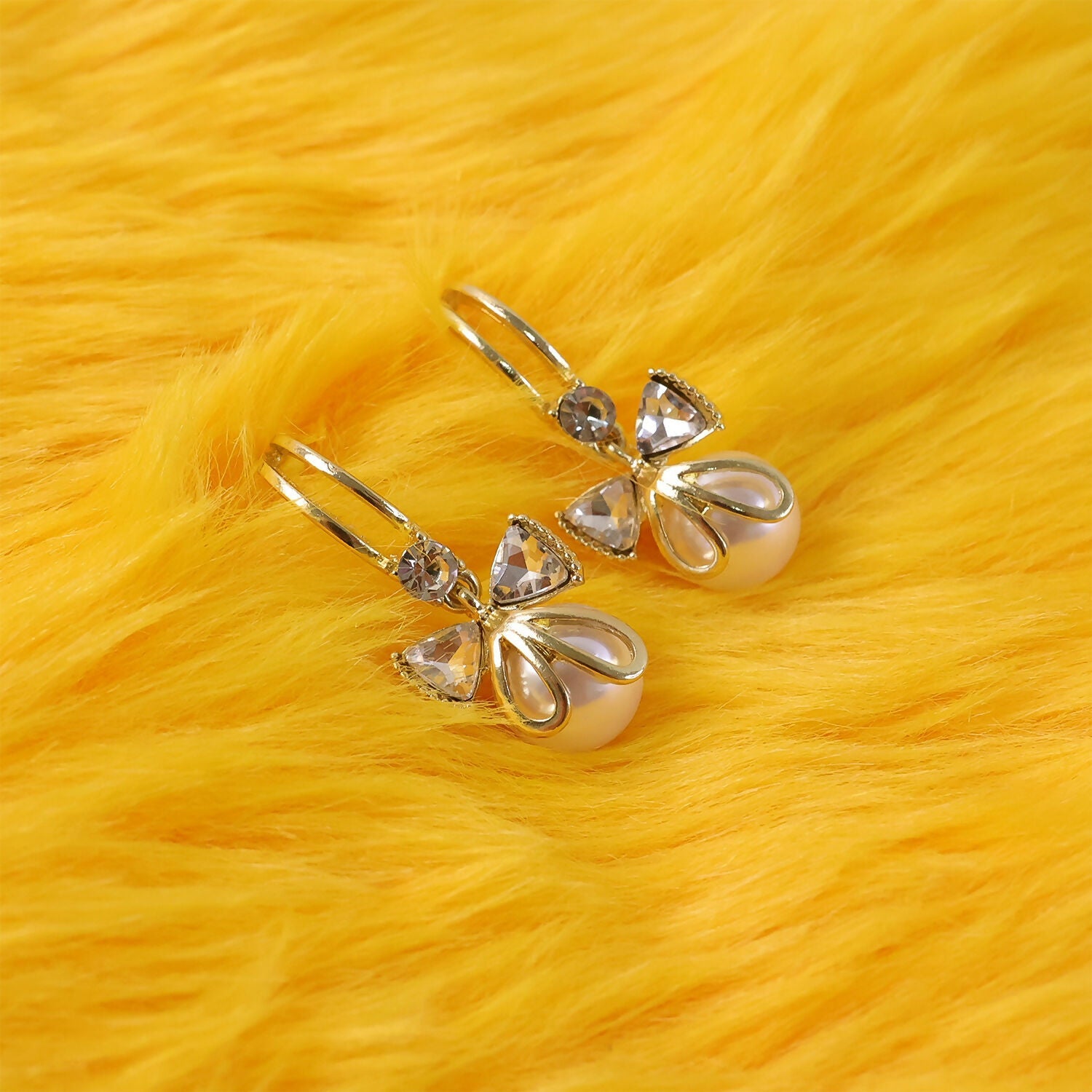 Bow Pearl Drop Earrings – Elegant Korean Style for Women