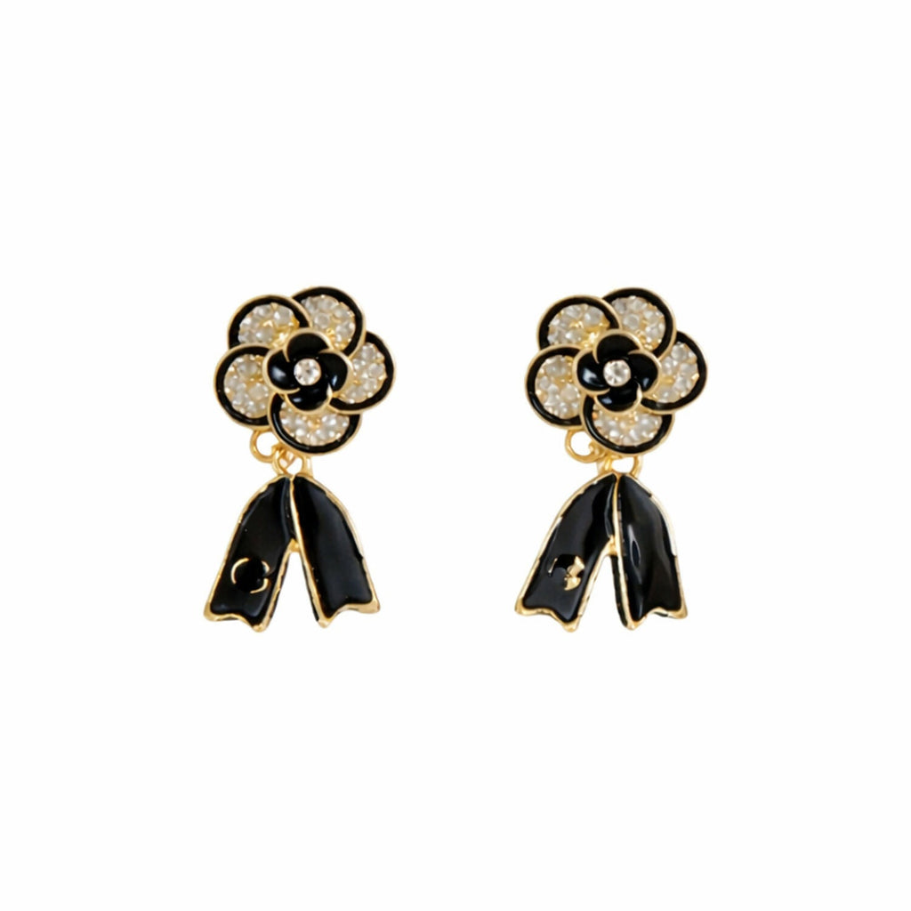 Korean Leaf Pearl Stud Earrings – Elegant Gold Plated Jewelry