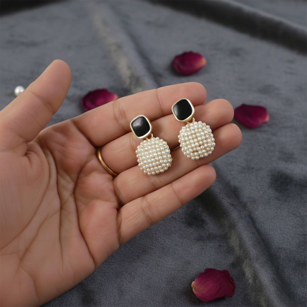 Black Pearl Drop Earrings – Elegant Statement Jewellery for Women
