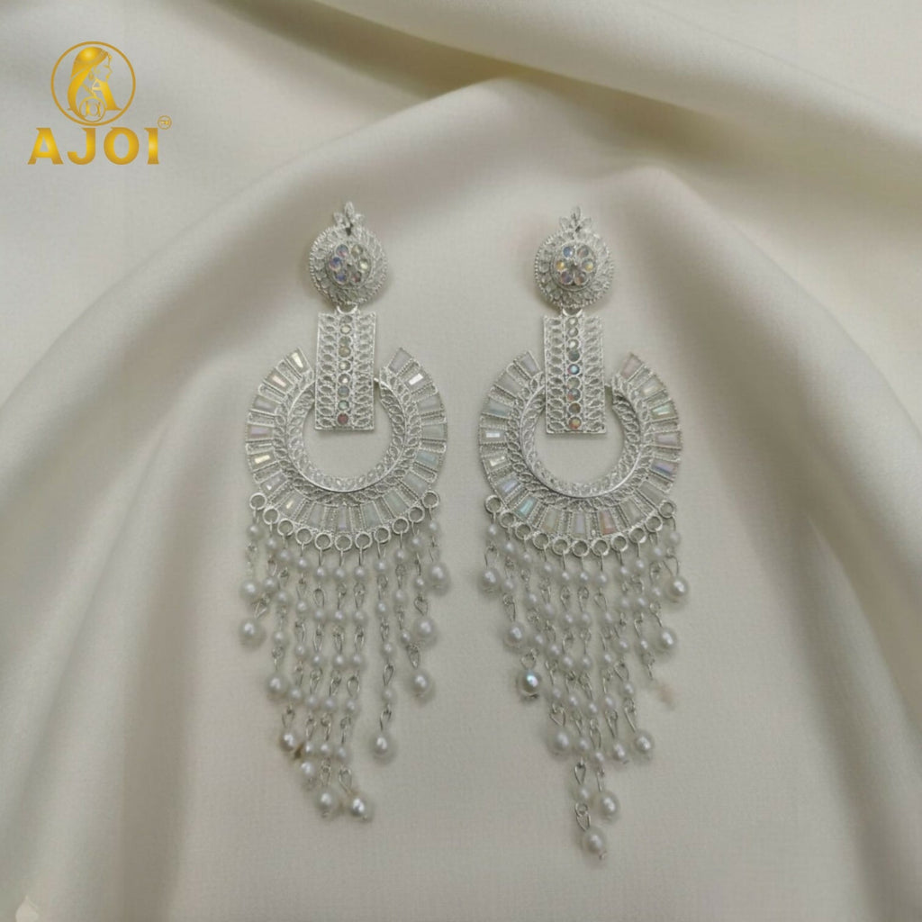 Pearl Tassel Earrings – Elegant Silver-Tone Statement Jewelry