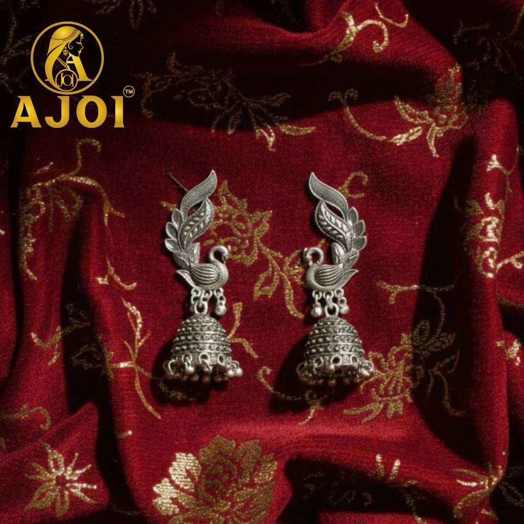 Swan Motif Earrings – Antique Silver Elegance