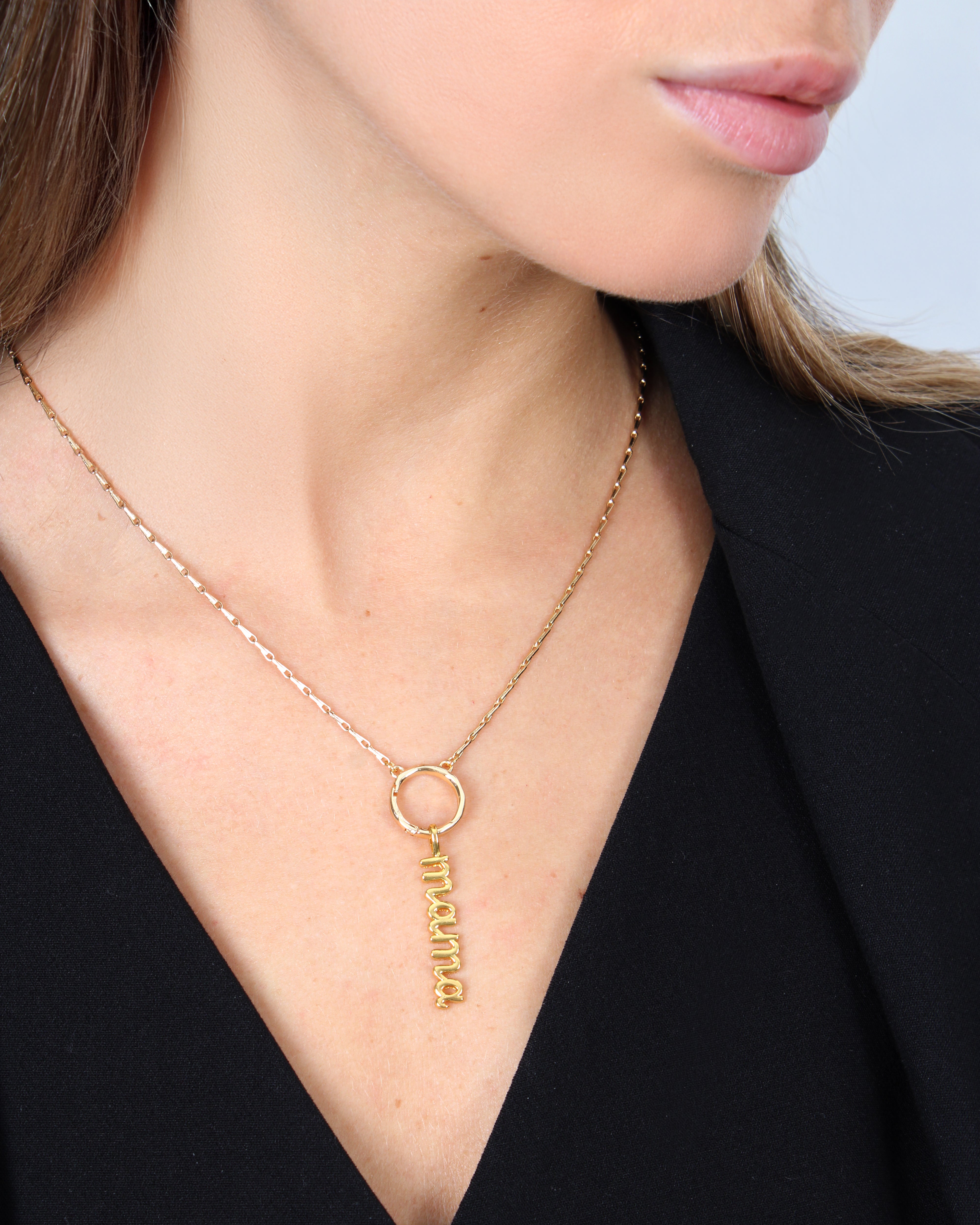 Charm Mamá