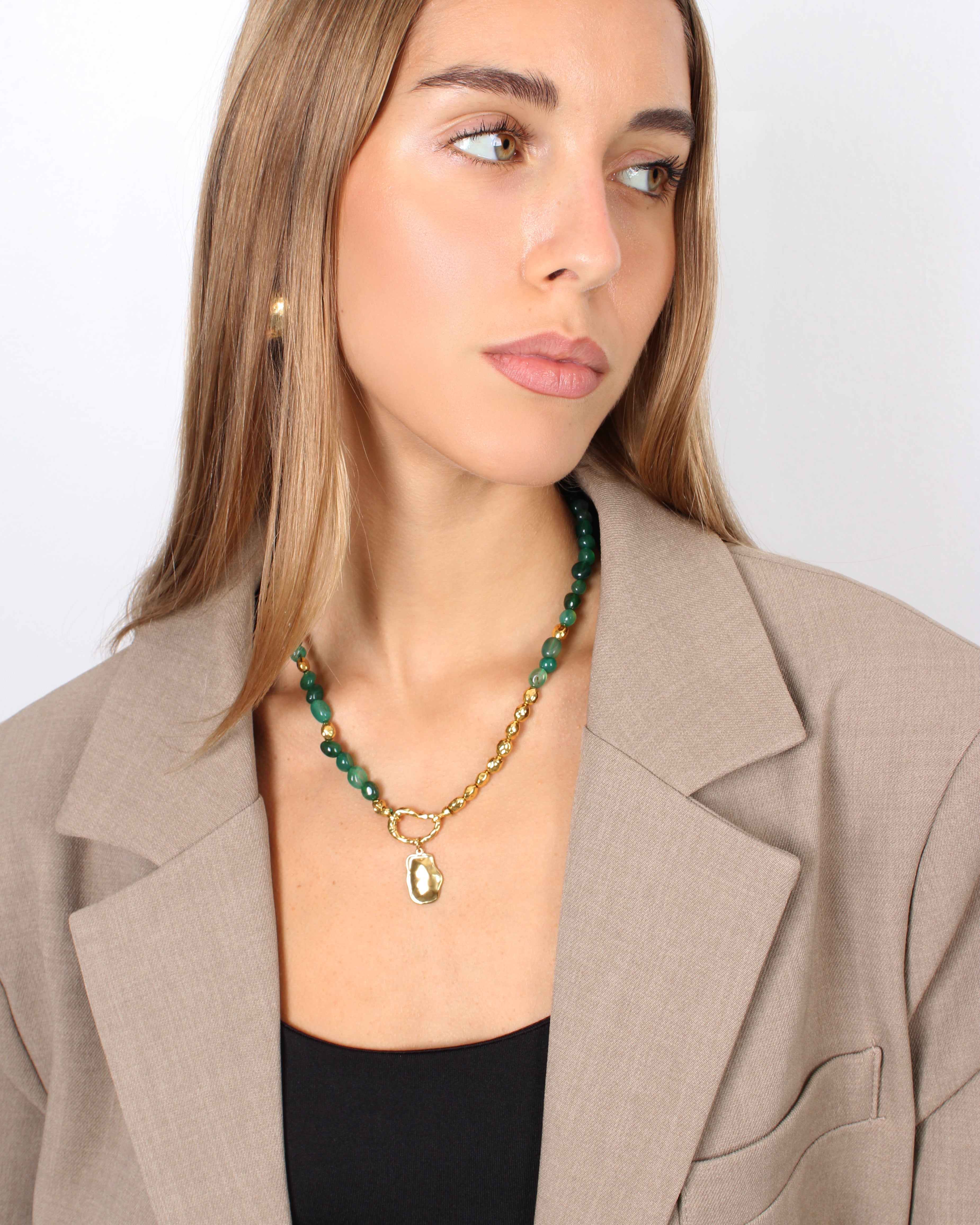 Charm Nira
