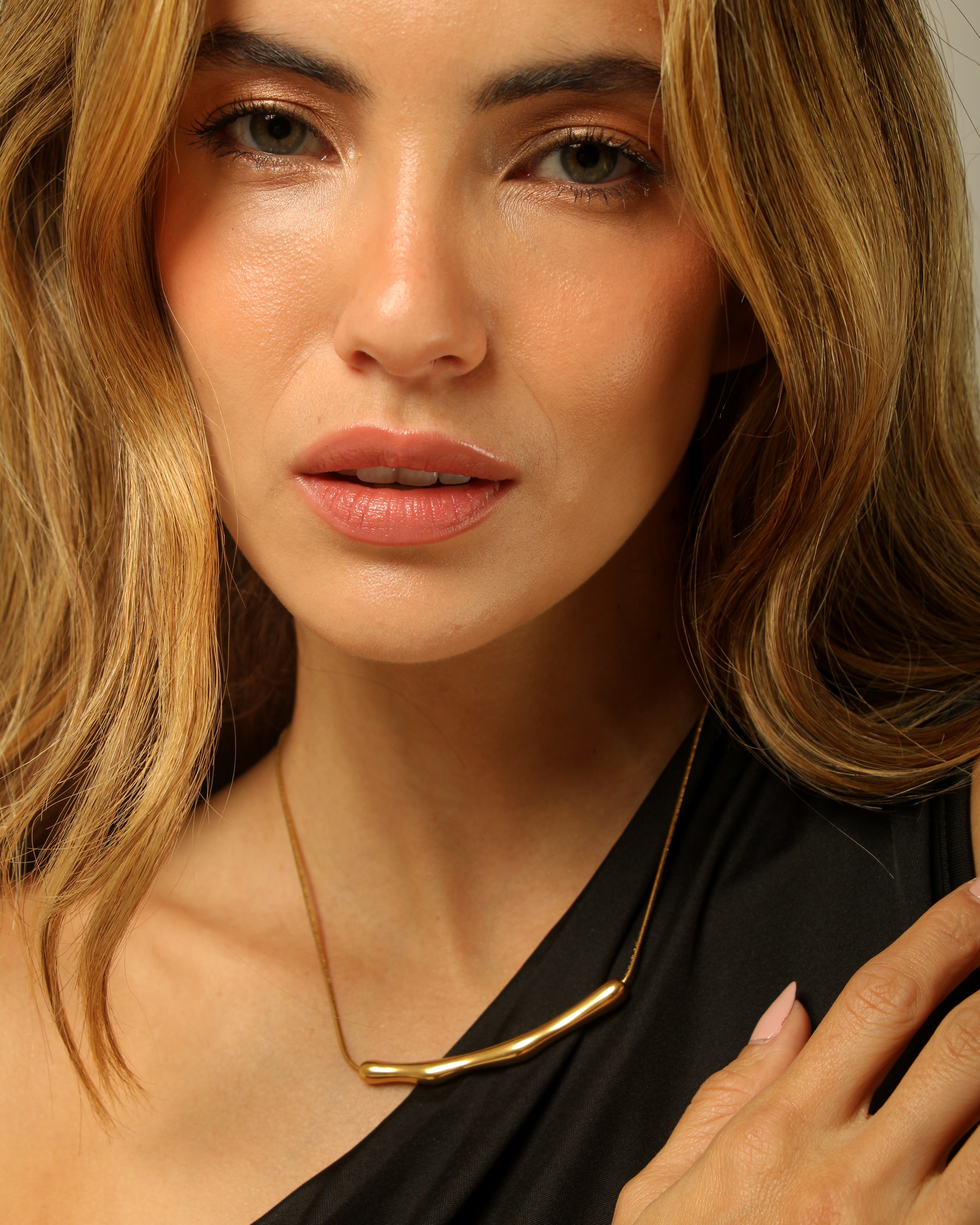 Collar Eva-1