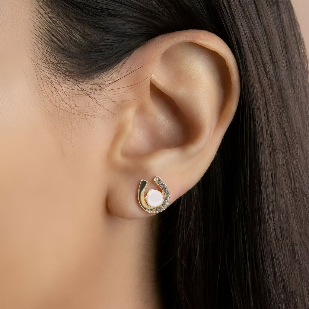 Pearl U-Shape Stud Earrings – Korean Style Elegant Fashion Jewelry