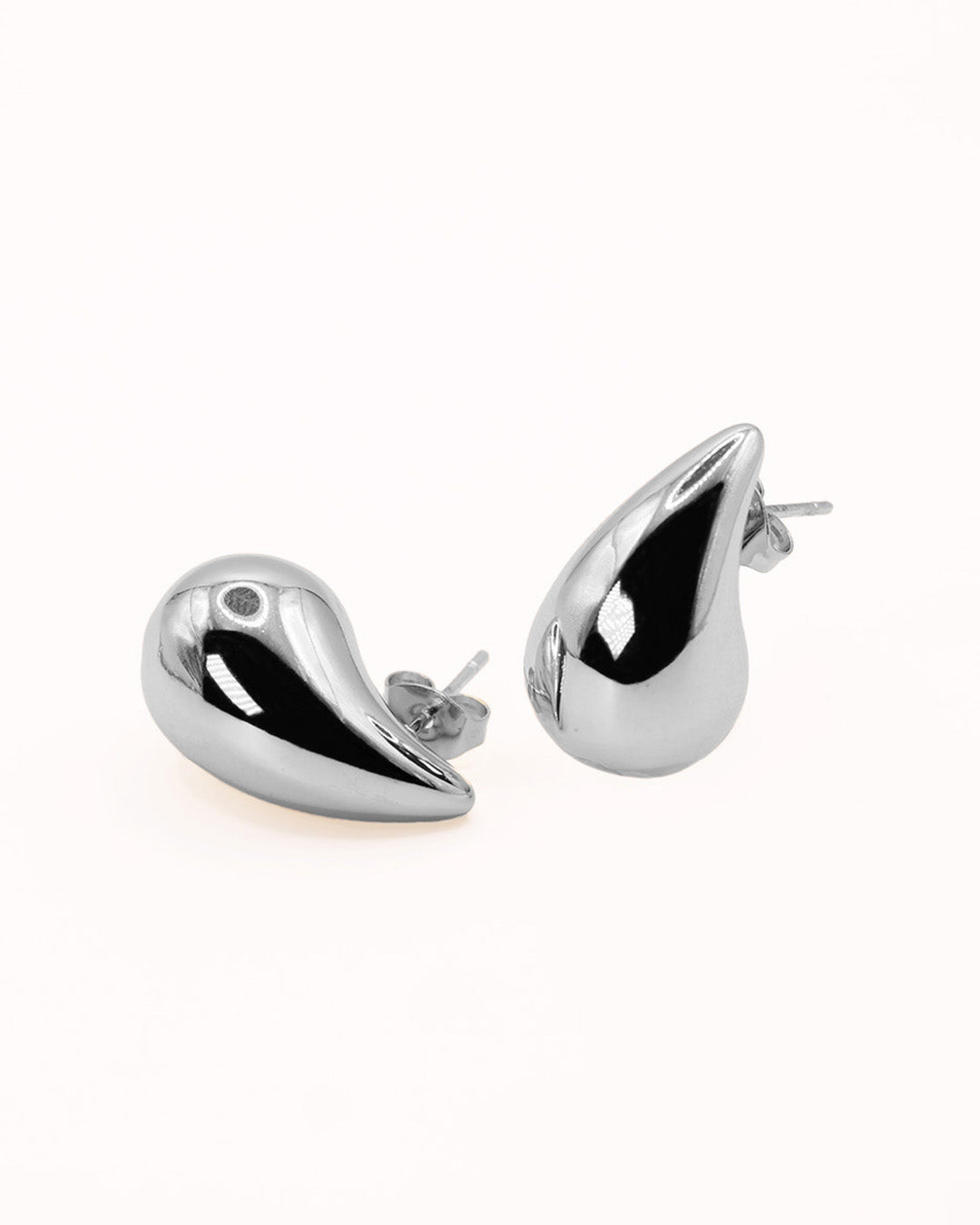 Pendientes Aqua Drop Plateados Medianos-0