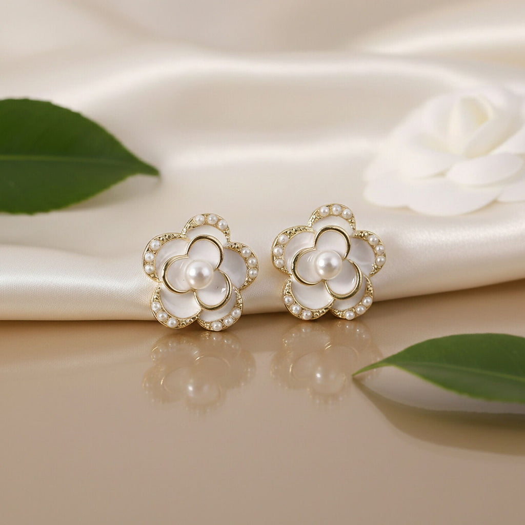 Pearl Heart Drop Earrings – Elegant Korean Style for Women
