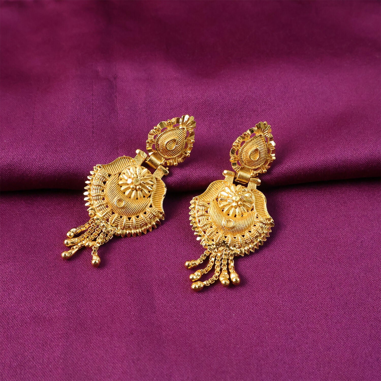 South Indian Gold Jhumka Earrings – Traditional Leaf Motif