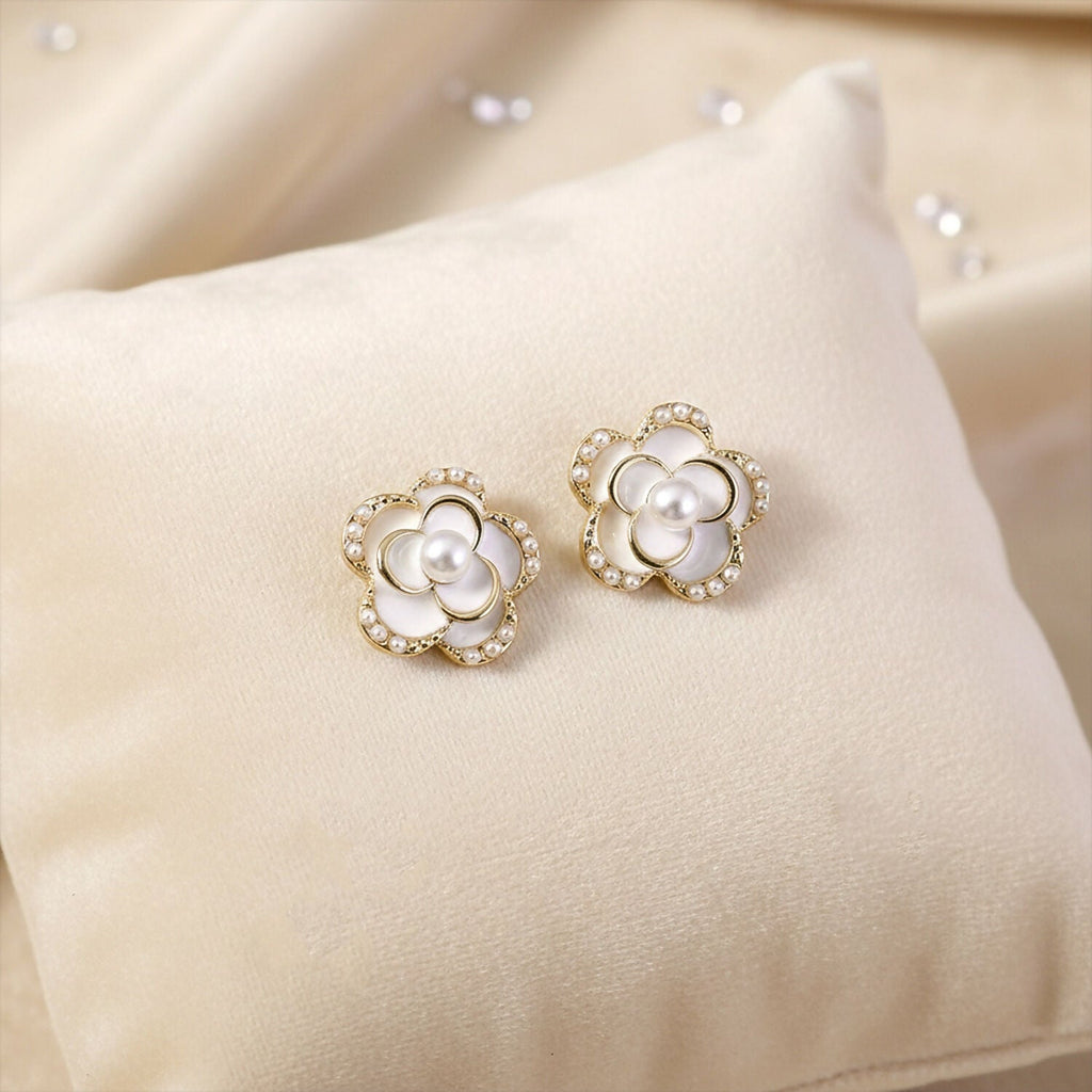 Pearl Heart Drop Earrings – Elegant Korean Style for Women