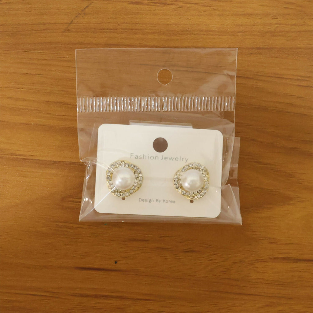 Pearl Floral Stud Earrings – Elegant Korean Style Jewelry