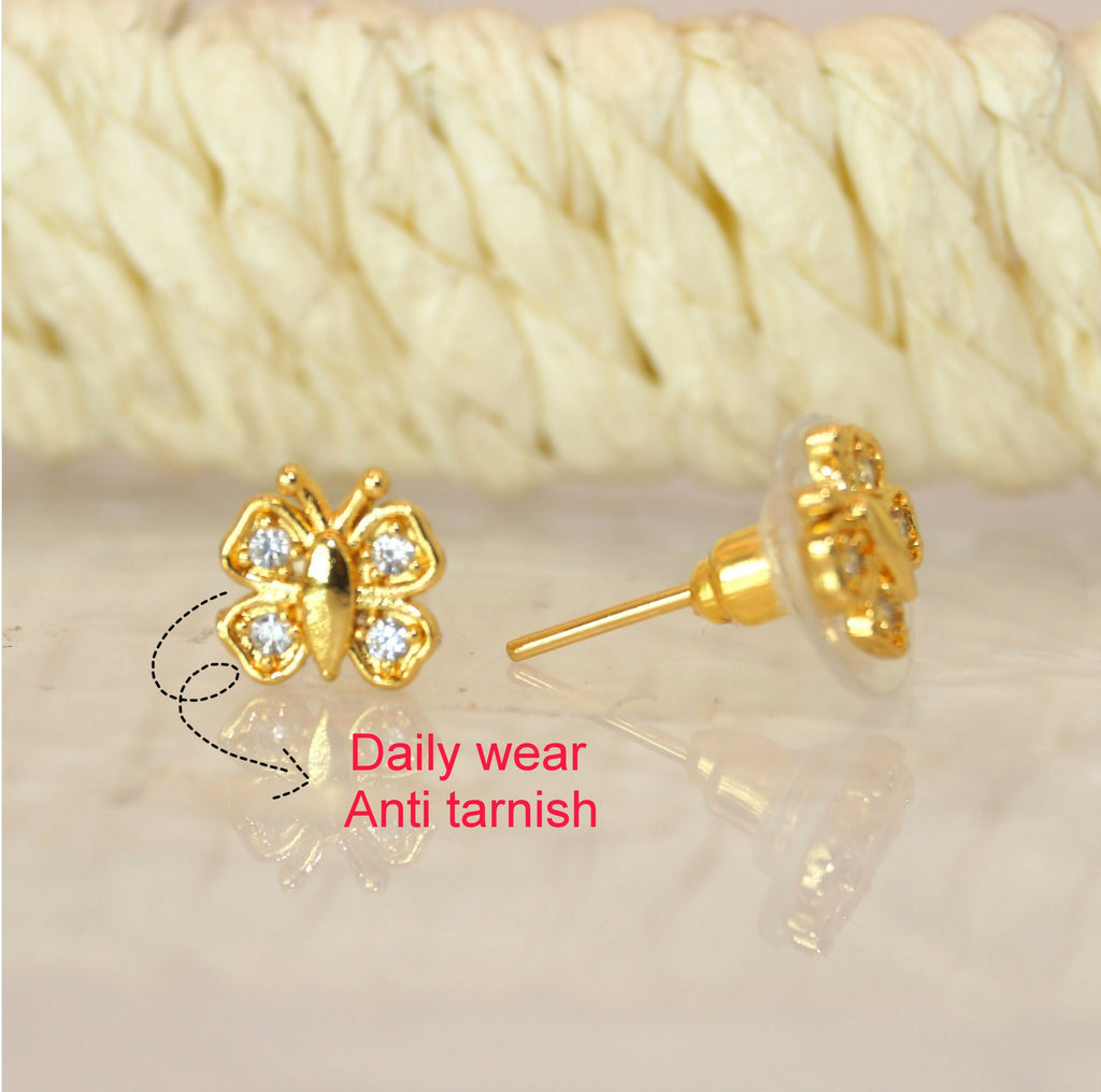 Gold Butterfly Stud Earrings – Elegant Diamond-Cut Sparkle