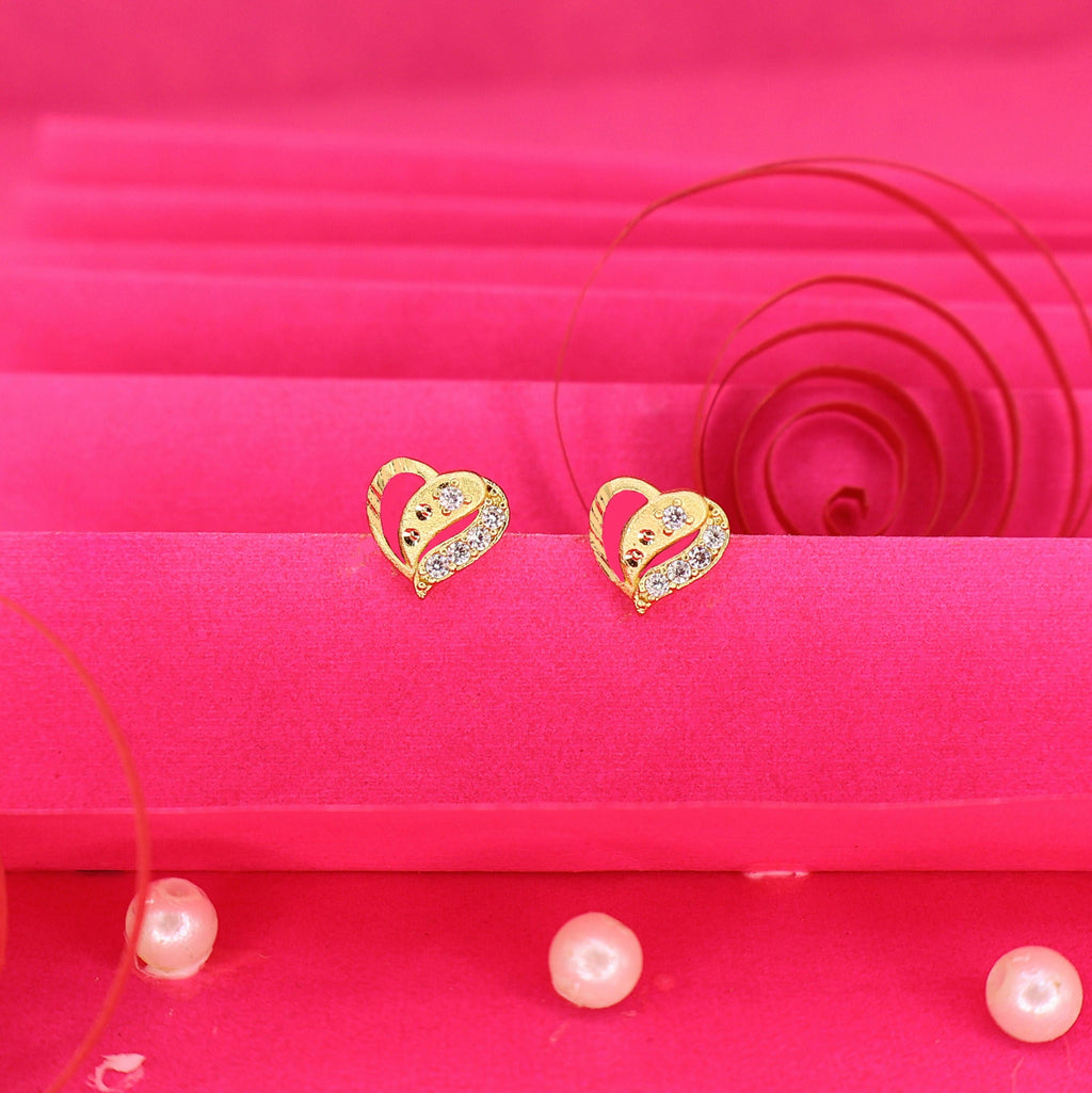 22K Gold Heart Stud Earrings – Sparkling Cubic Zirconia