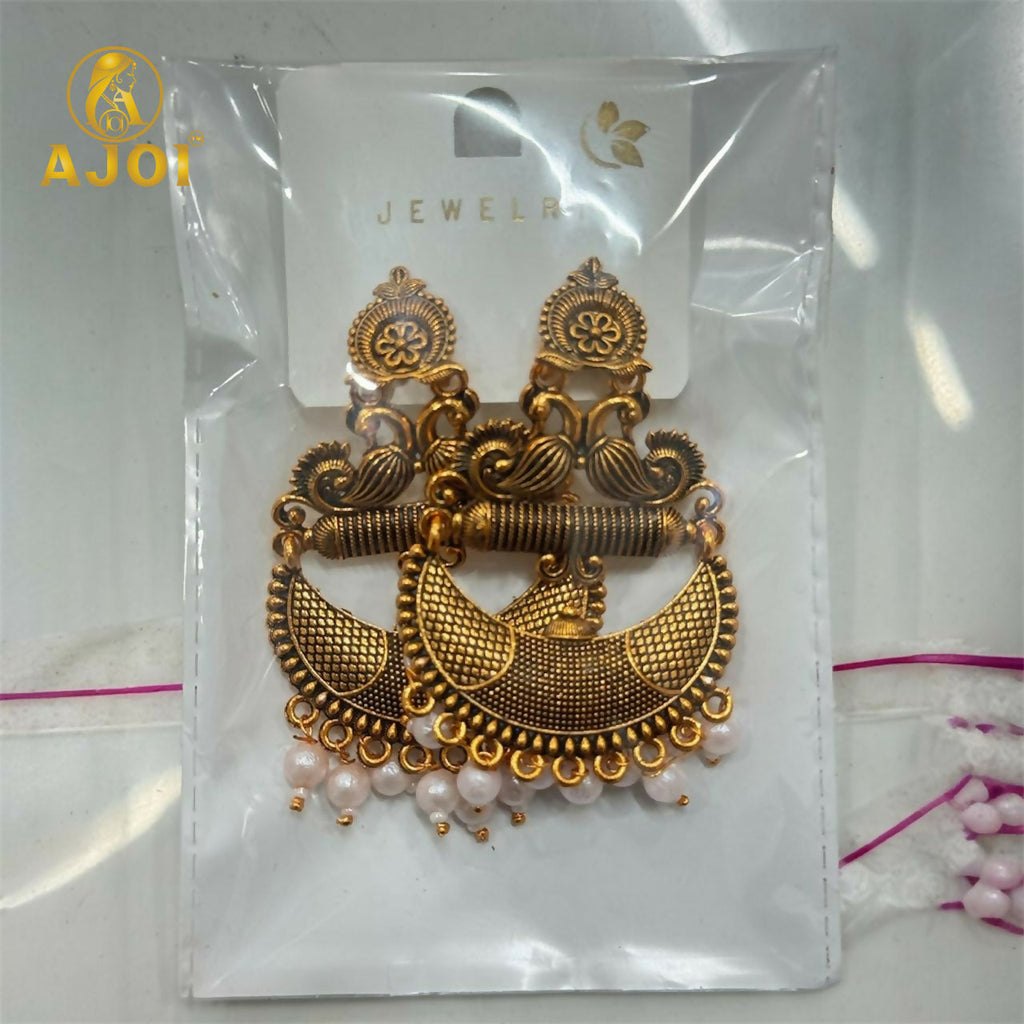 Antique Gold Tribal Chandbali Earrings – Elegant Pearl Drops