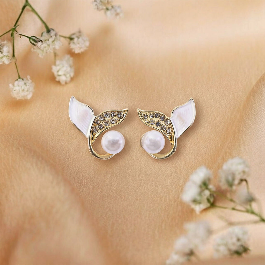 Pearl Leaf Stud Earrings – Elegant Korean Gold Plated Jewellery