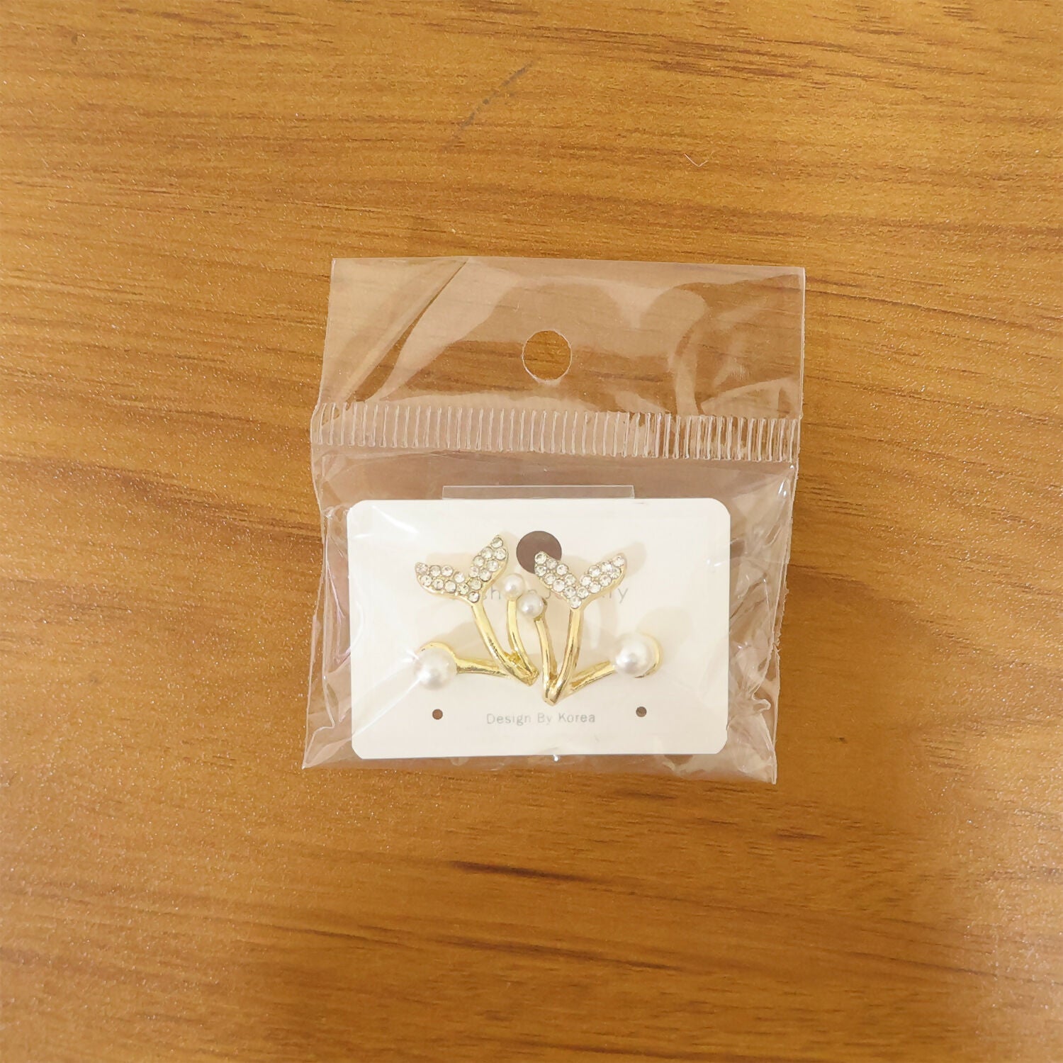 Mermaid Tail Pearl Stud Earrings – Elegant Korean Style Jewelry