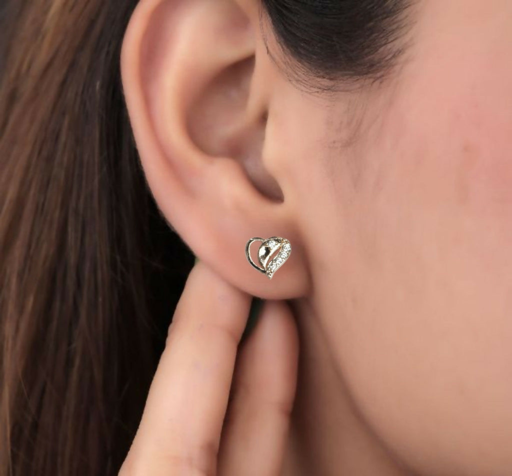 Rose Gold Heart Stud Earrings – Elegant Simulated Diamond Sparkle