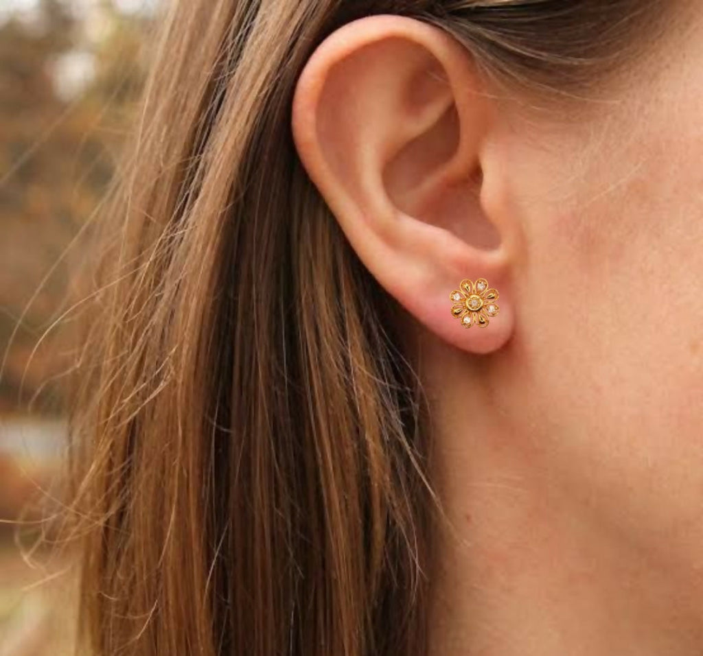 Gold Plated Floral Stud Earrings – Elegant Everyday Wear