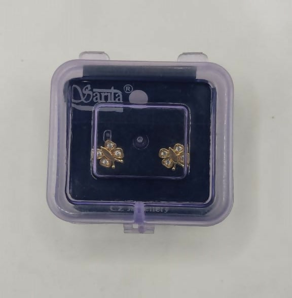 Gold Butterfly Stud Earrings – Elegant Diamond-Cut Sparkle