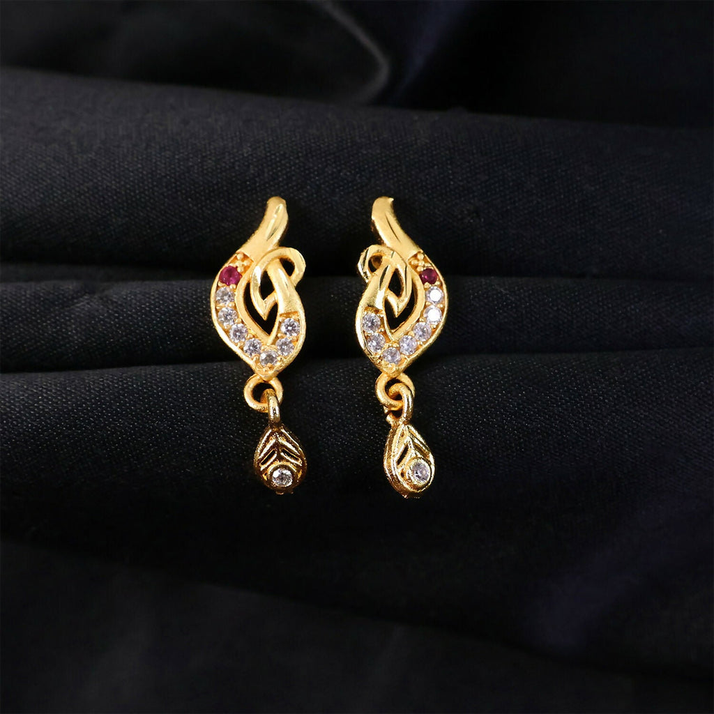 Gold Leaf Drop Earrings – Elegant Stone-Studded Design