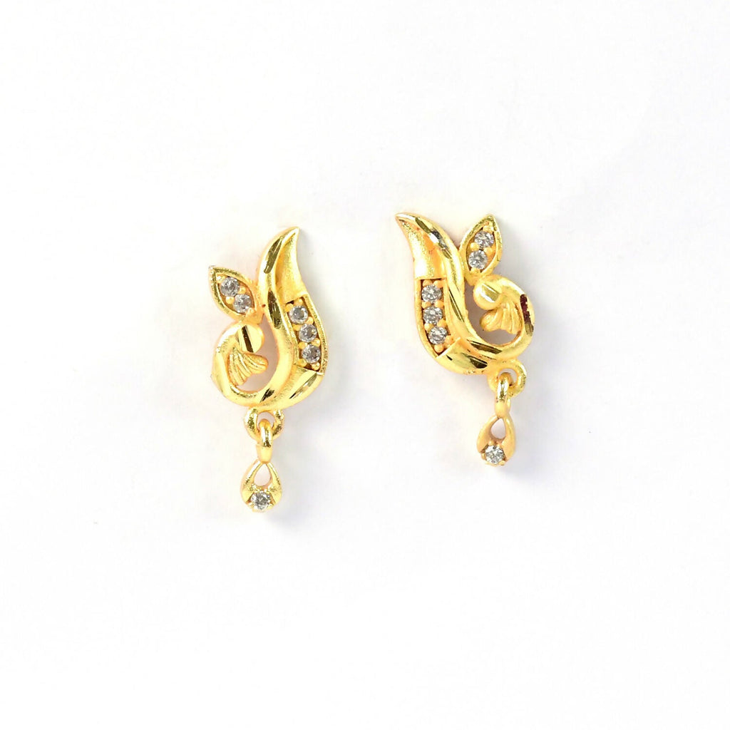 Curved Designer Drop Earrings – Elegant Crystal Highlights